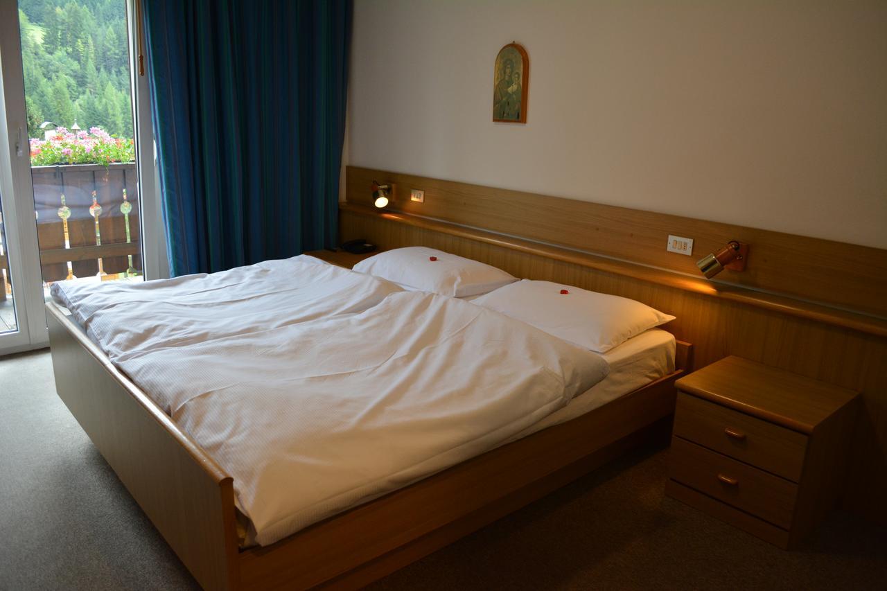 Hotel Val Di Fassa Soraga Eksteriør billede