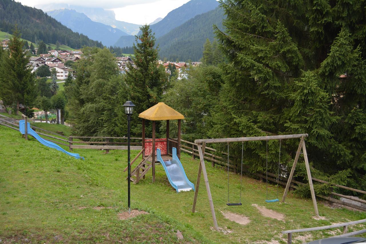 Hotel Val Di Fassa Soraga Eksteriør billede